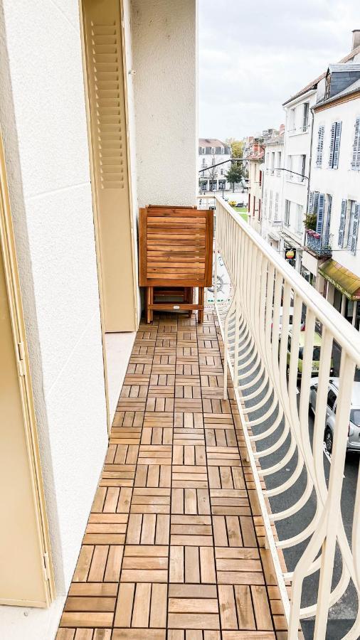 Appartement 4 Etoiles En Centre Ville De Vichy - Le Basile Buitenkant foto