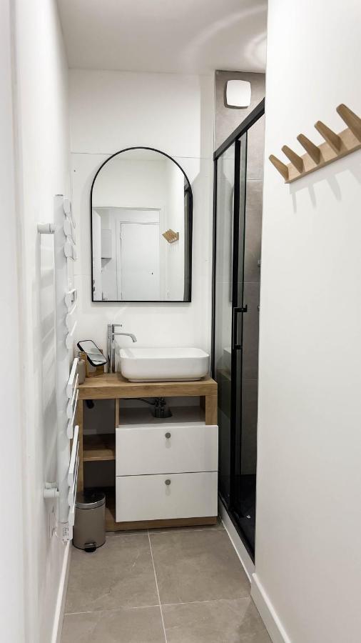 Appartement 4 Etoiles En Centre Ville De Vichy - Le Basile Buitenkant foto